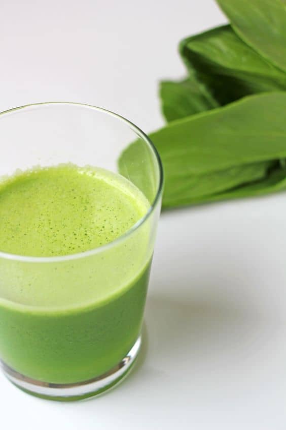 how-to-make-a-healthy-bok-choy-smoothie-apple