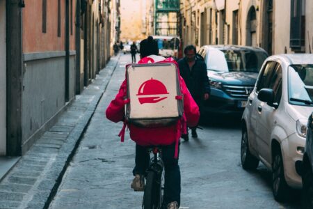 How to Save Money on Food Delivery Through These Methods